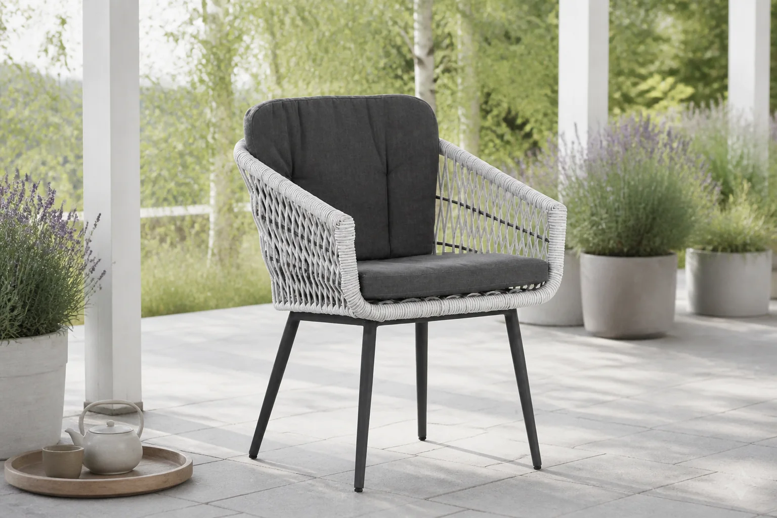 Sfeerfoto van Lifestyle Western dining tuinstoel white wash – Wit