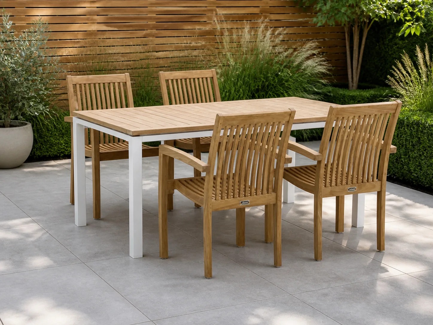 Sfeerfoto van Sunyard Furniture + 15% kassakorting | Sunyard Jakarta/Linosa 180cm dining tuinset 5-delig stapelbaar