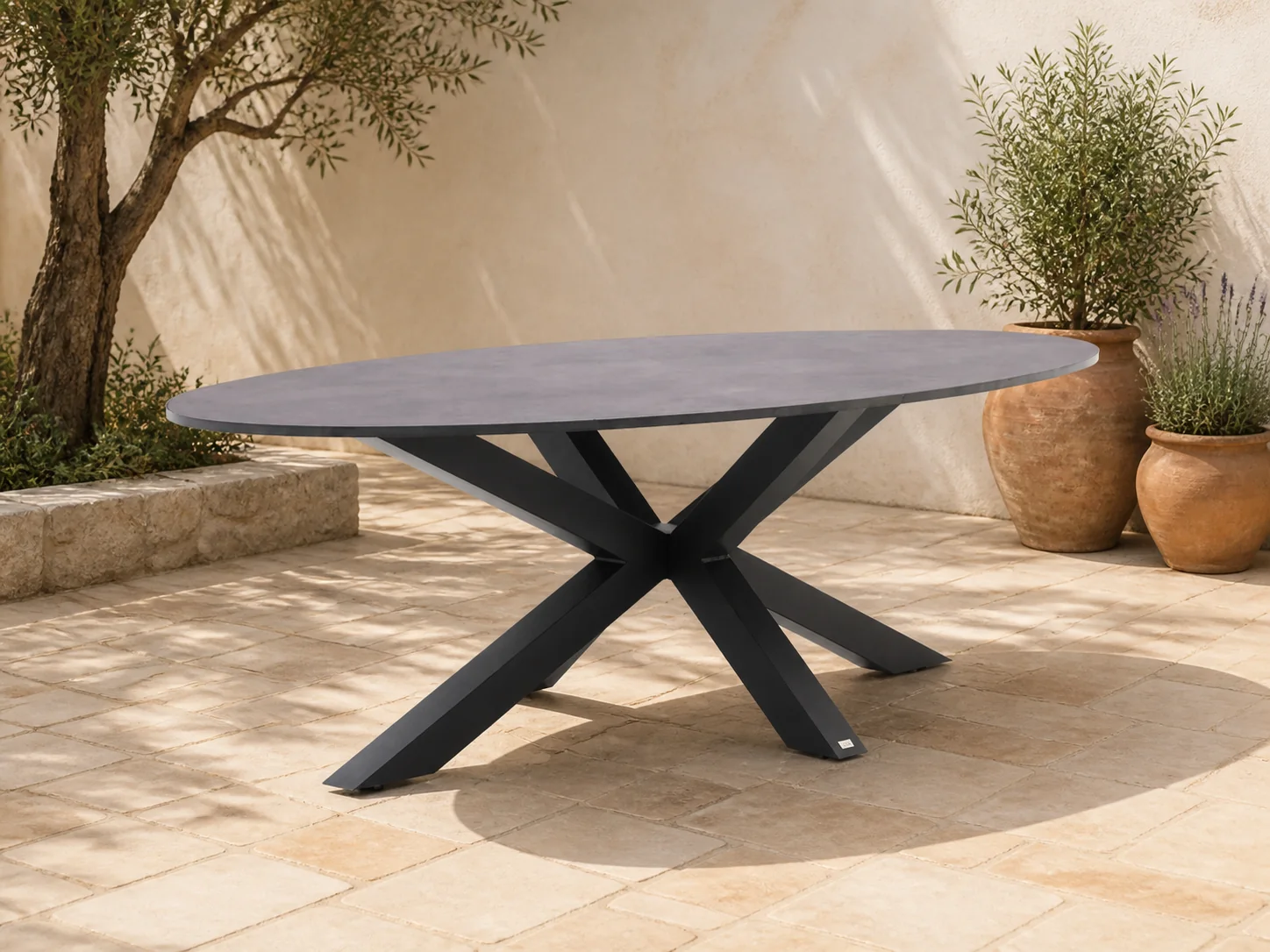 Sfeerfoto van Bellagio tuinmeubelen Induno Ellips dining tuintafel 240x120cm – Grijs