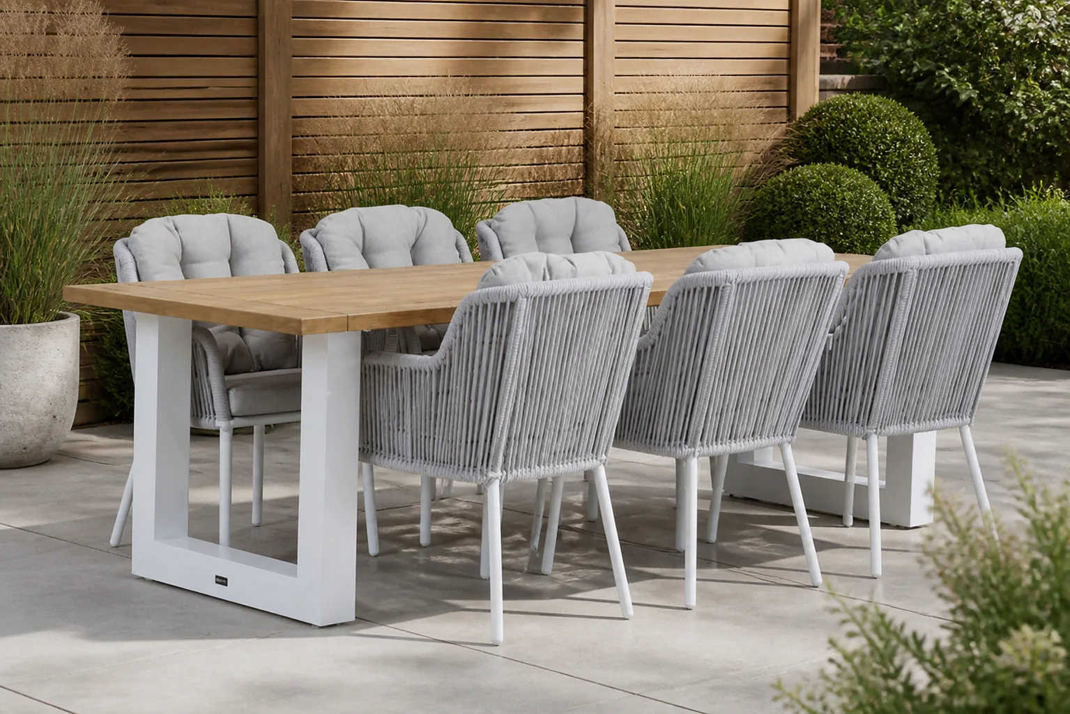 Sfeerfoto van Santika Furniture Tendenza/Talai 240 cm dining tuinset 7-delig – Wit