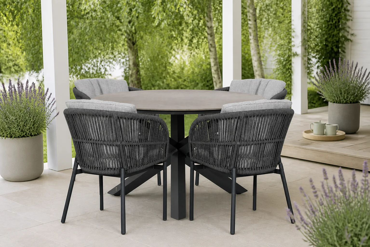 Sfeerfoto van Lifestyle Garden Furniture Monaco/Xento 120 cm dining tuinset 5-delig – Grijs-antraciet