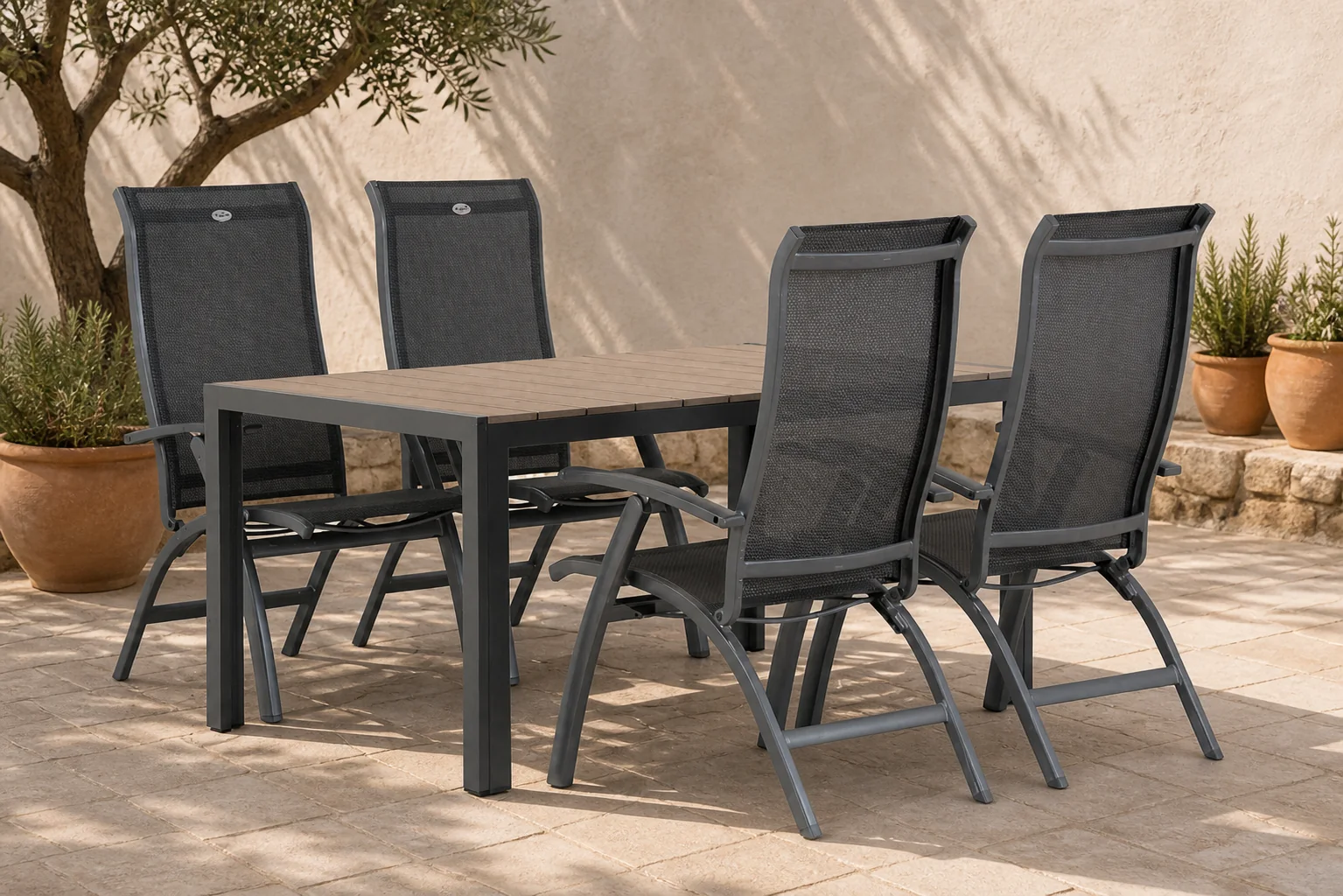 Sfeerfoto van Hartman Summerland/Young 155 cm dining tuinset 5-delig – Grijs-antraciet