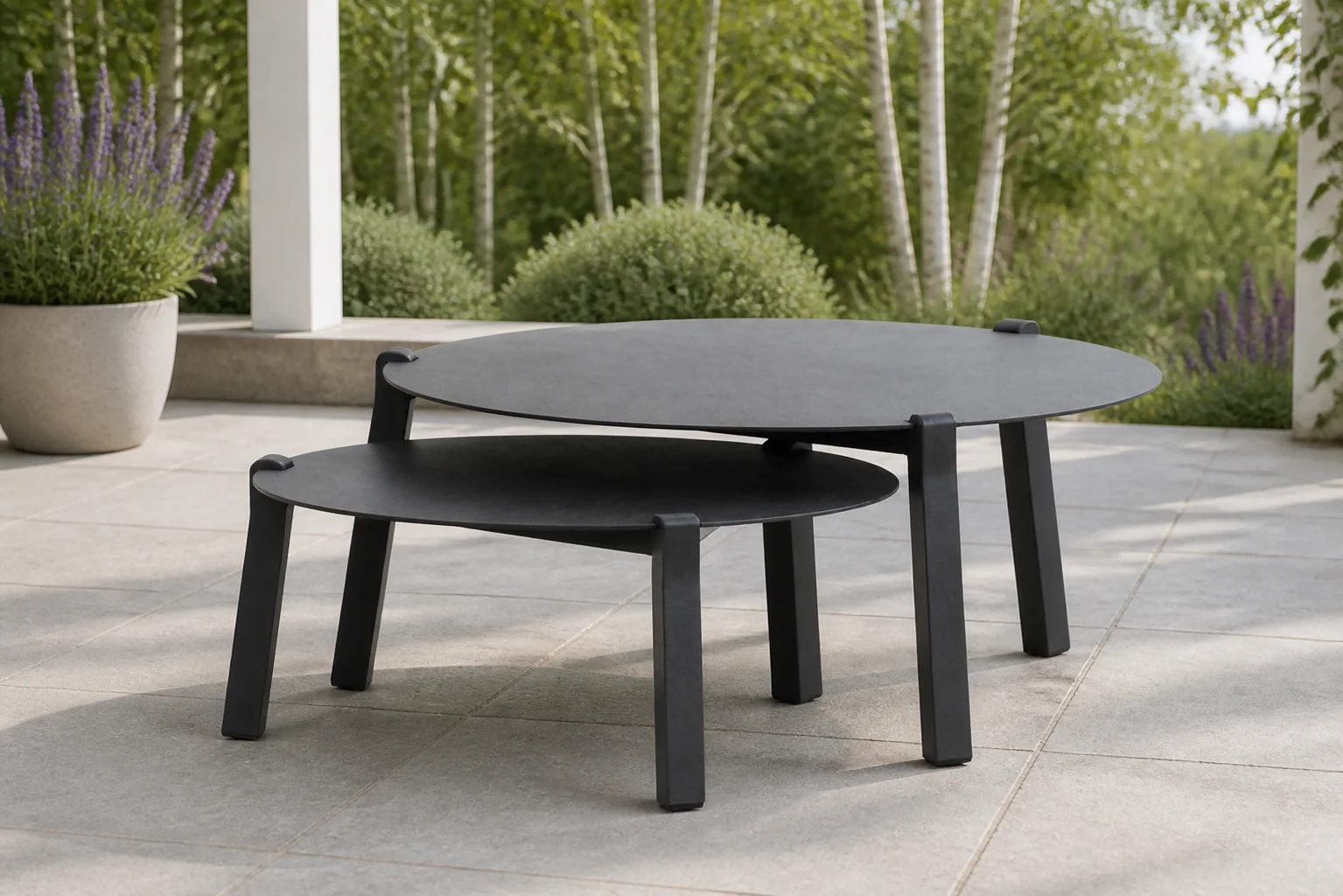 Sfeerfoto van Lifestyle Garden Furniture Rimini lounge tafelset 2-delig – Grijs-antraciet