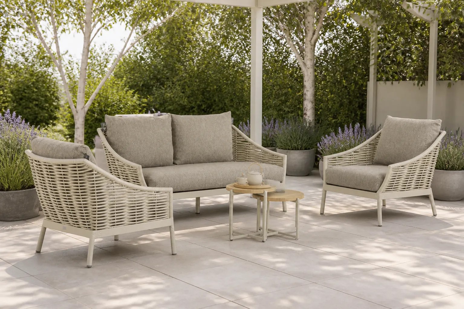 Sfeerfoto van Apple Bee Milou stoel-bank loungeset 5-delig – Taupe-naturel-bruin