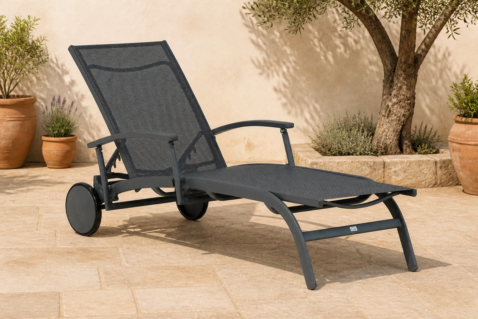 Sfeerfoto van Presto Lettino lounger verstelbaar – Grijs-antraciet