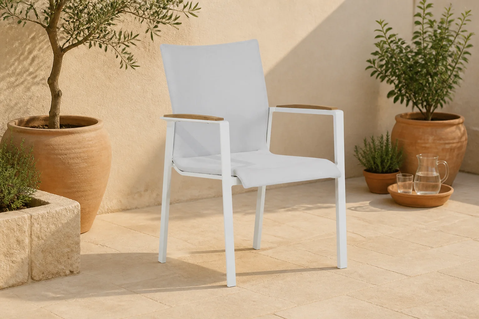 Sfeerfoto van Lifestyle Garden Furniture Brandon dining tuinstoel white – Wit