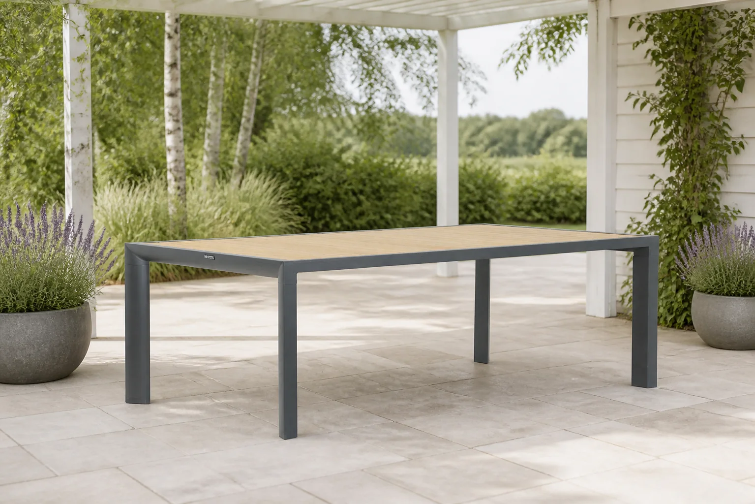Sfeerfoto van Lifestyle Garden Furniture Borello dining tuintafel 240 x 100 cm – Grijs-antraciet