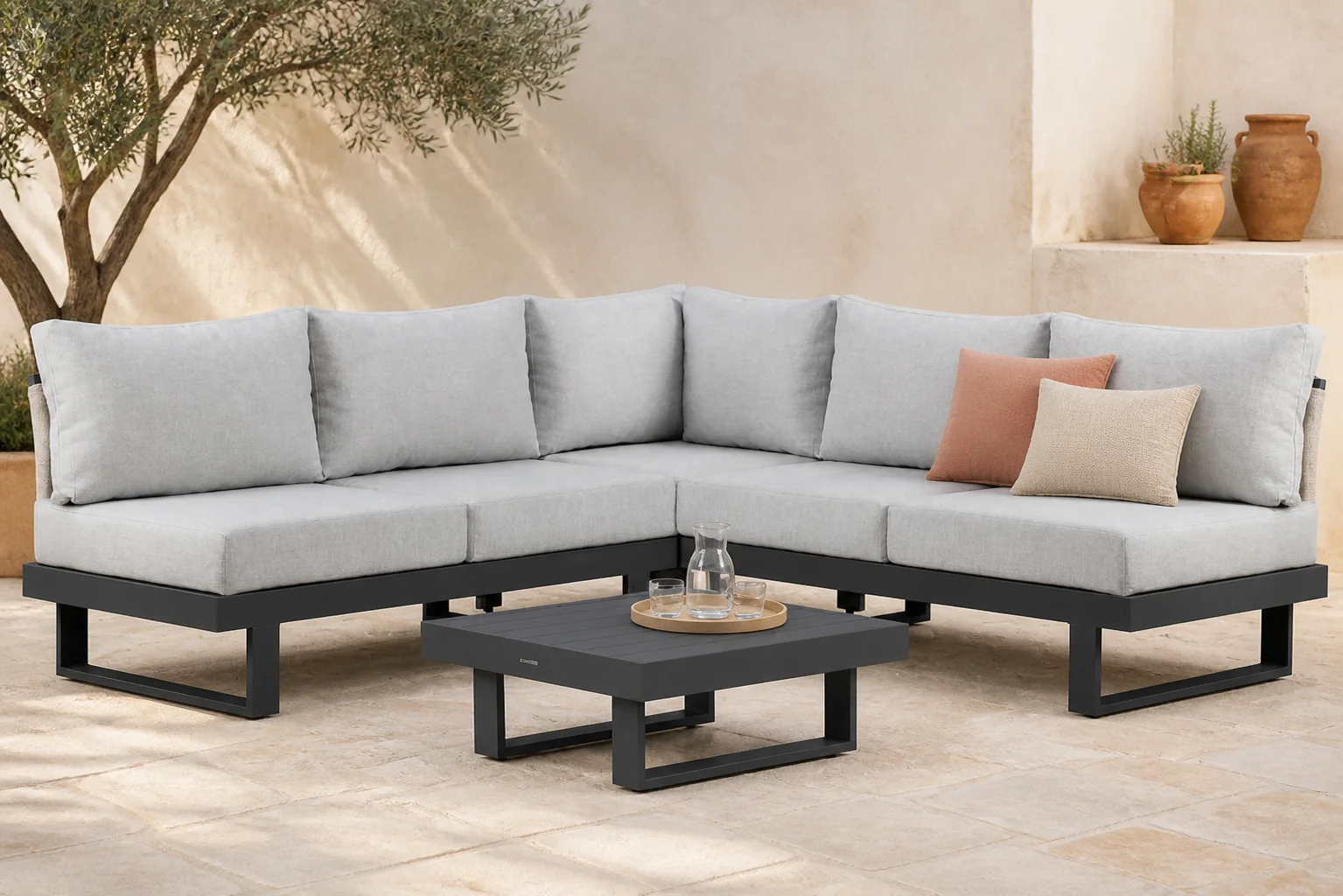 Sfeerfoto van Lifestyle Garden Furniture Lorenzo hoek loungeset 4-delig – Grijs-antraciet