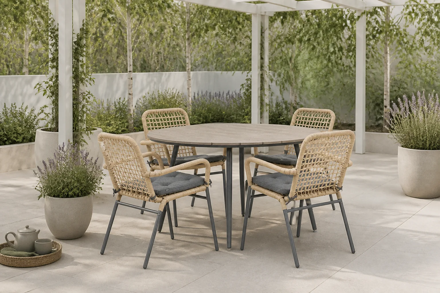Sfeerfoto van De Laan Projects Laan Catalone/Matale 125 cm dining tuinset 5-delig – Taupe-naturel-bruin