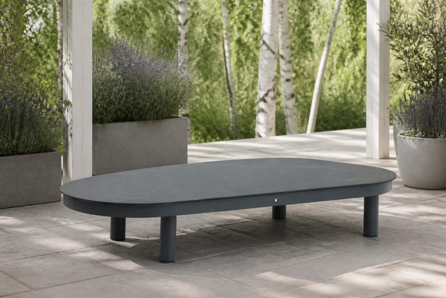 Sfeerfoto van Santika Furniture Nanda loungetafel rechthoek – Grijs-antraciet