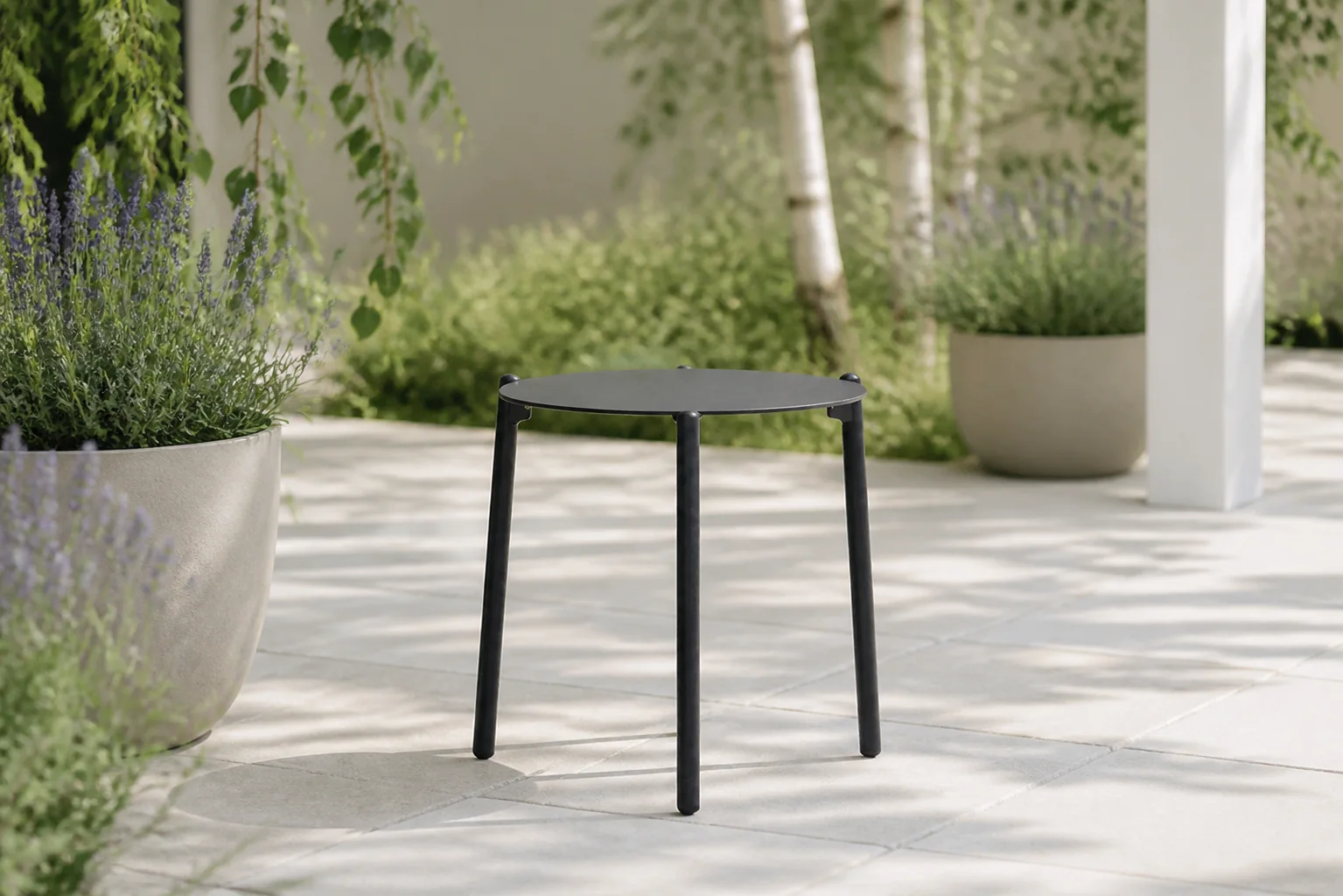 Sfeerfoto van Coco Pacific loungetafel 45 cm – Grijs-antraciet
