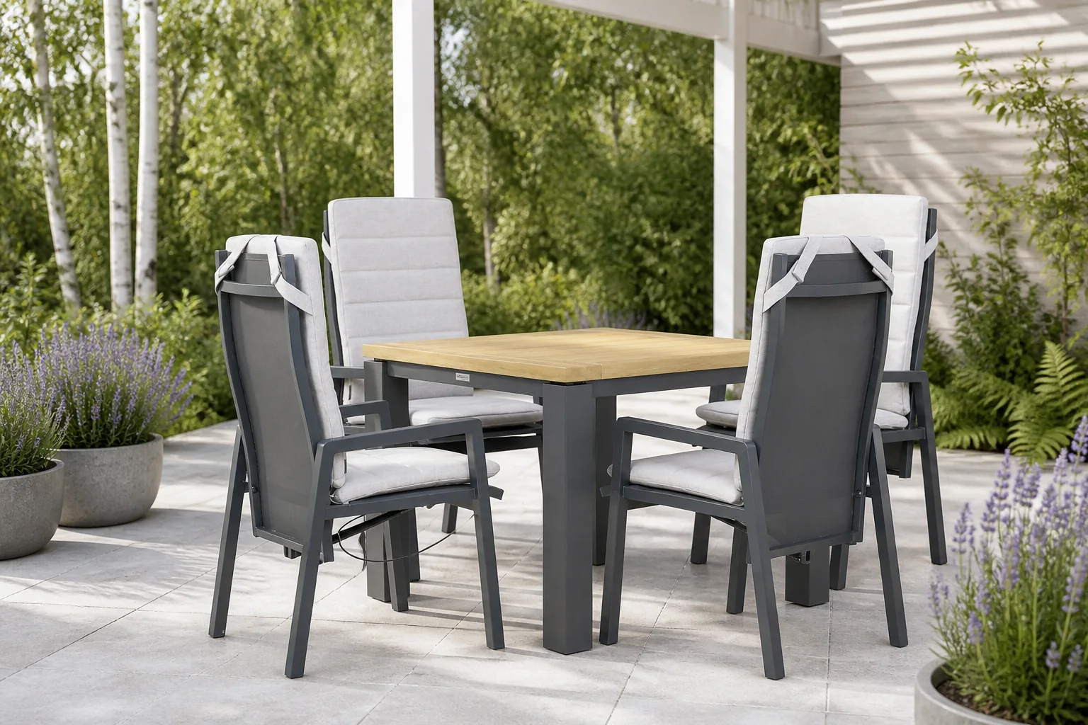 Sfeerfoto van Lifestyle Garden Furniture Vivaro/Veneto 90×90 cm dining tuinset 5-delig – Grijs-antraciet