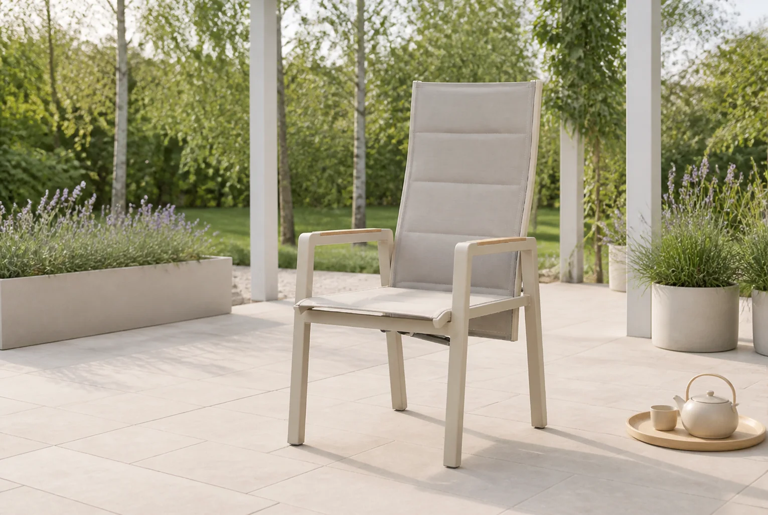 Sfeerfoto van Essence dining tuinstoel verstelbaar – Zand/Beige