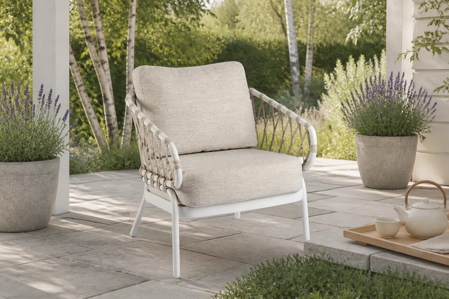 Sfeerfoto van Tierra outdoor Natal Low Diningstoel Creme White