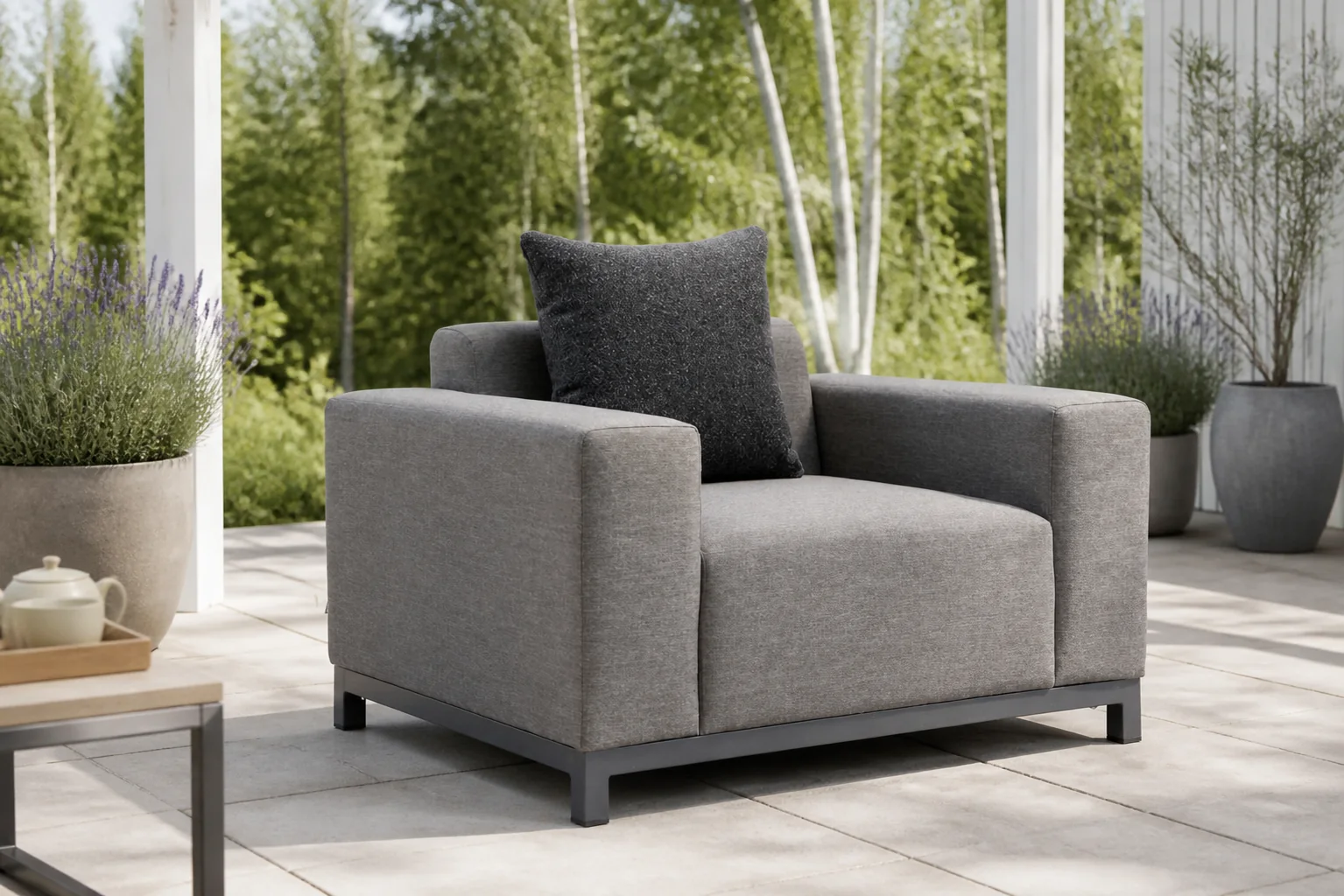 Sfeerfoto van De Laan Projects Laan Soleil lounge tuinstoel – Grijs-antraciet