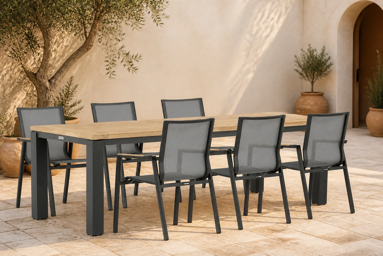 Sfeerfoto van Lifestyle Garden Furniture Fiora/Veneto 230 cm dining tuinset 7-delig – Grijs-antraciet