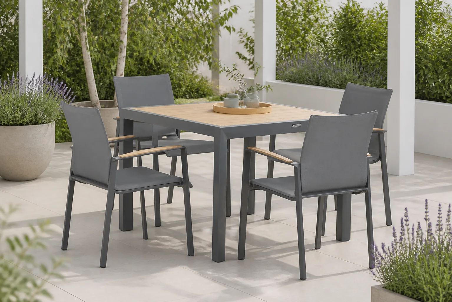 Sfeerfoto van Lifestyle Garden Furniture Brandon/Borello 100 cm dining tuinset 5-delig – Grijs-antraciet