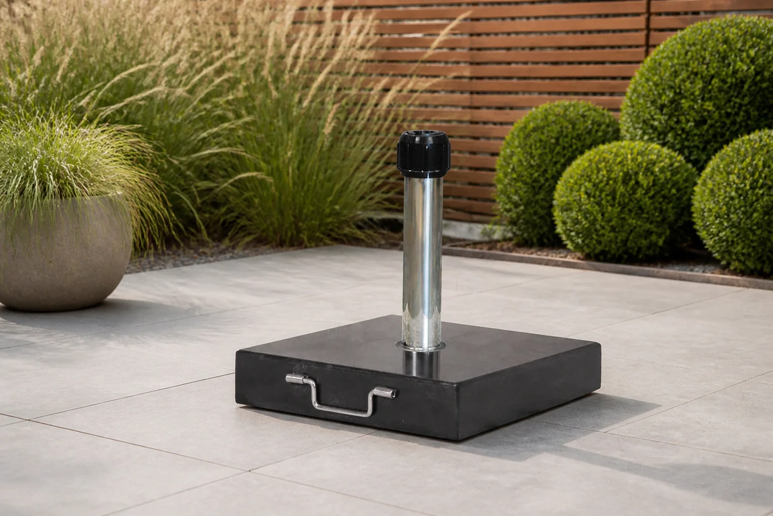 Sfeerfoto van Platinum Sun & Shade | Parasolvoet Rome Graniet | 30 kg
