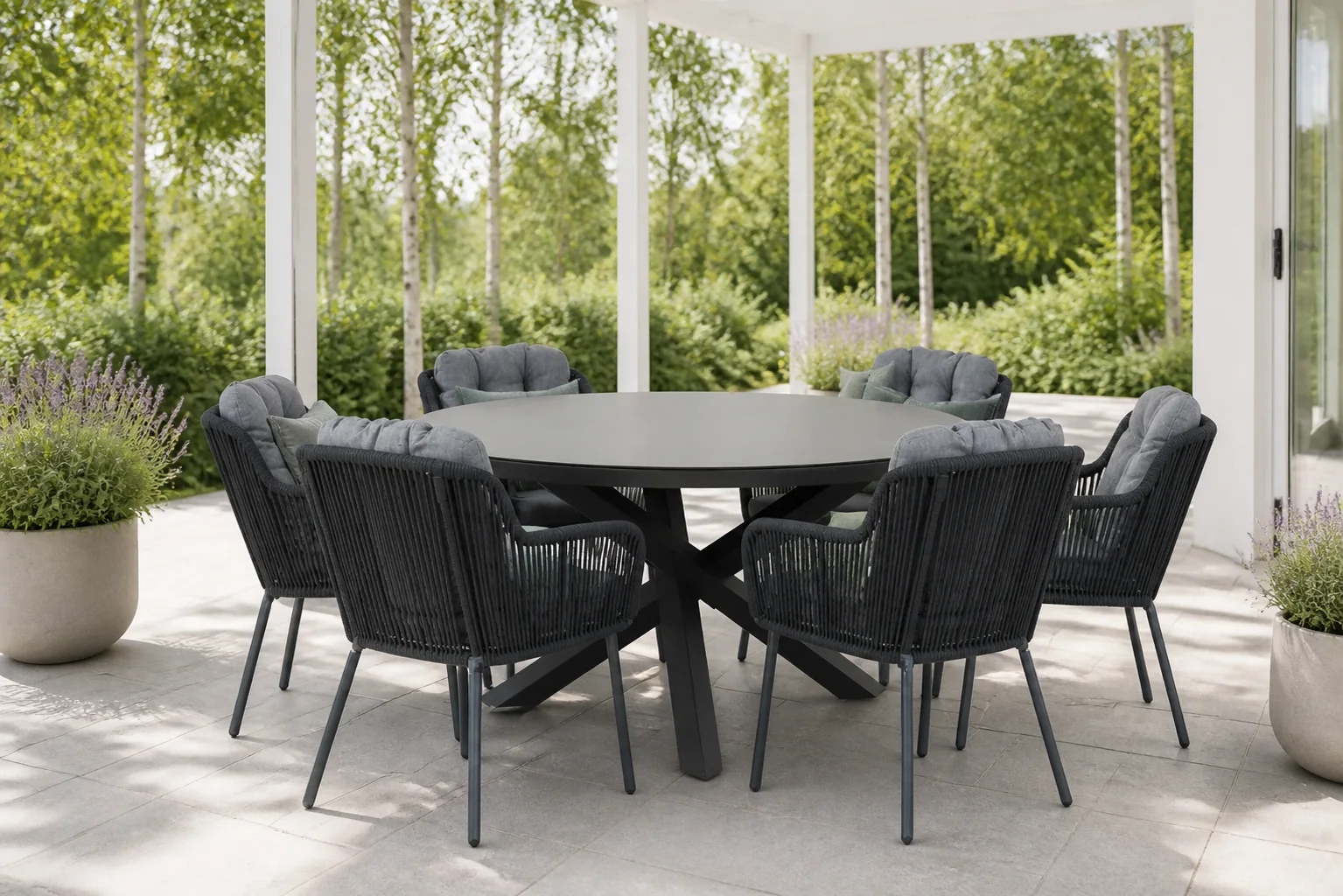 Sfeerfoto van Santika Furniture Tendenza/Livorno 150 cm dining tuinset 7-delig – Grijs-antraciet