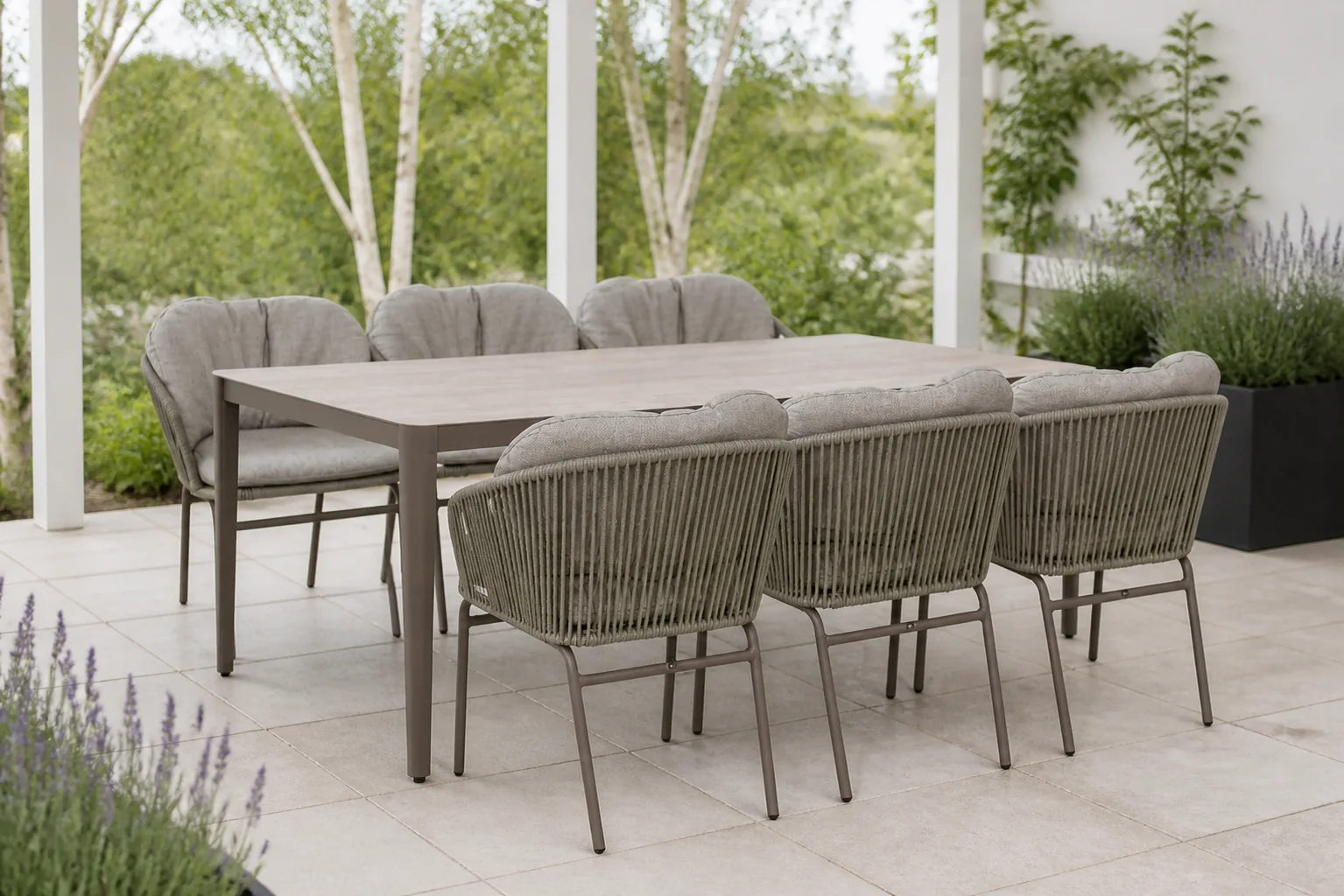 Sfeerfoto van Coco Livo/Livo 210×100 cm dining tuinset 7-delig – Taupe-naturel-bruin