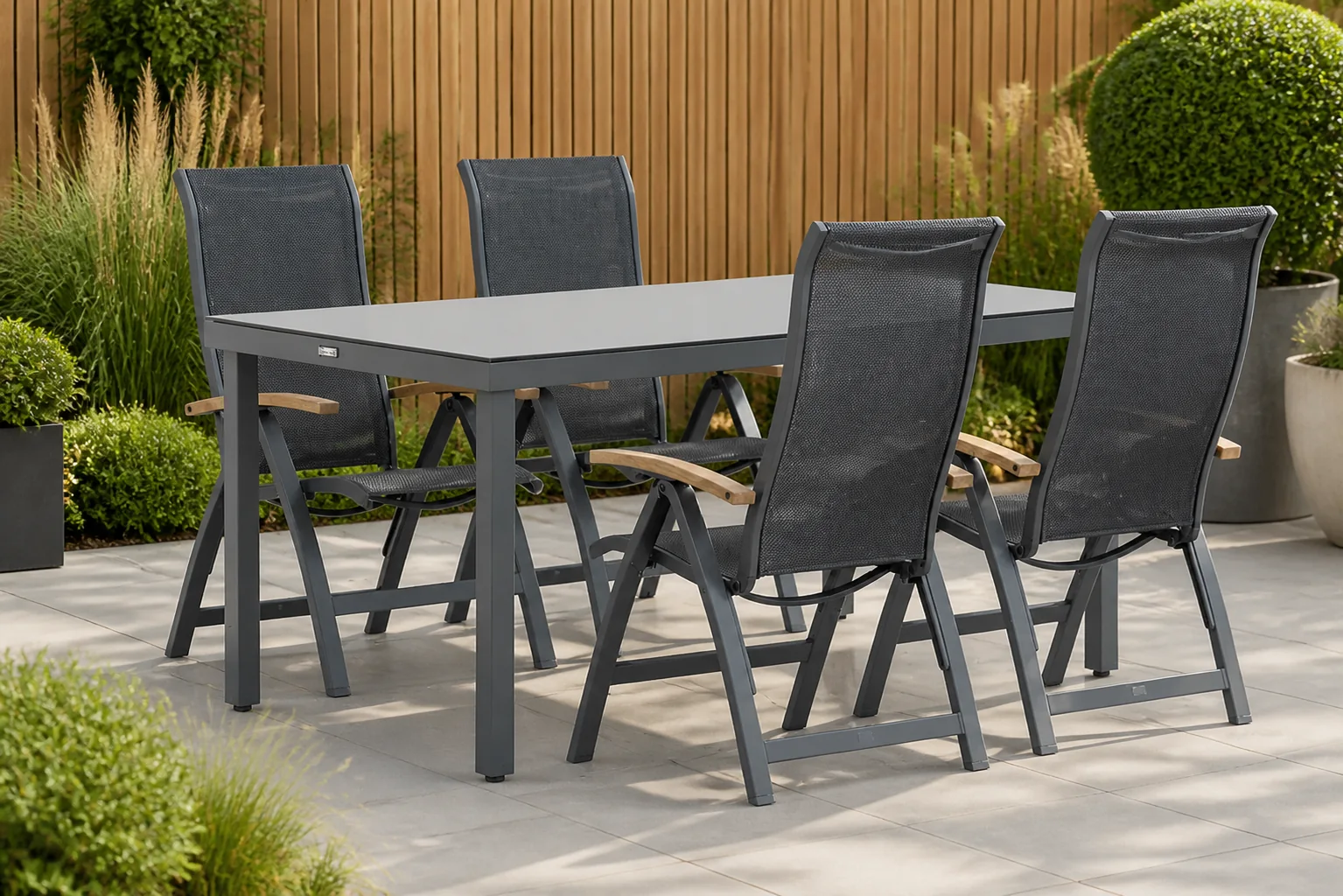 Sfeerfoto van Presto Tarenta/Porto 160 cm dining tuinset 5-delig – Grijs-antraciet