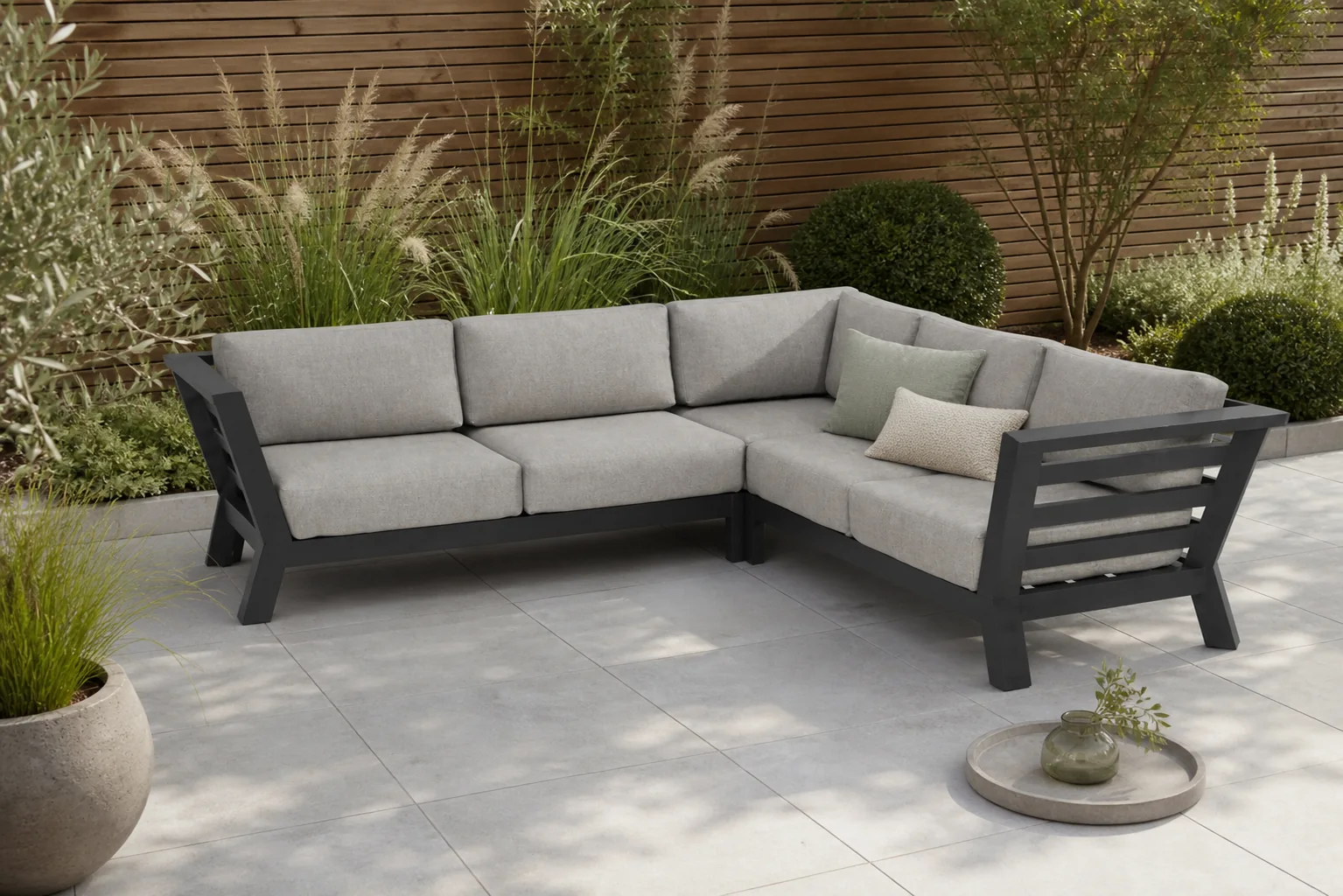 Sfeerfoto van 4 Seasons Outdoor Meteoro hoek loungeset 3-delig – Grijs-antraciet