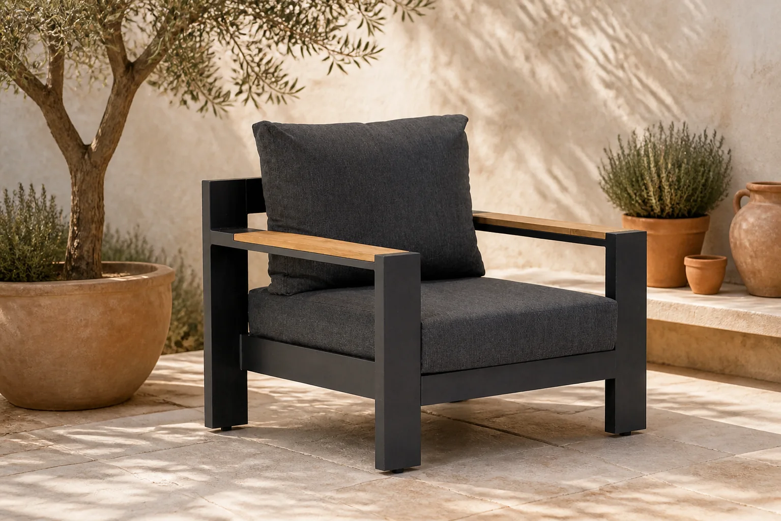 Sfeerfoto van Lifestyle Garden Furniture Milano lounge tuinstoel antraciet – Grijs-antraciet