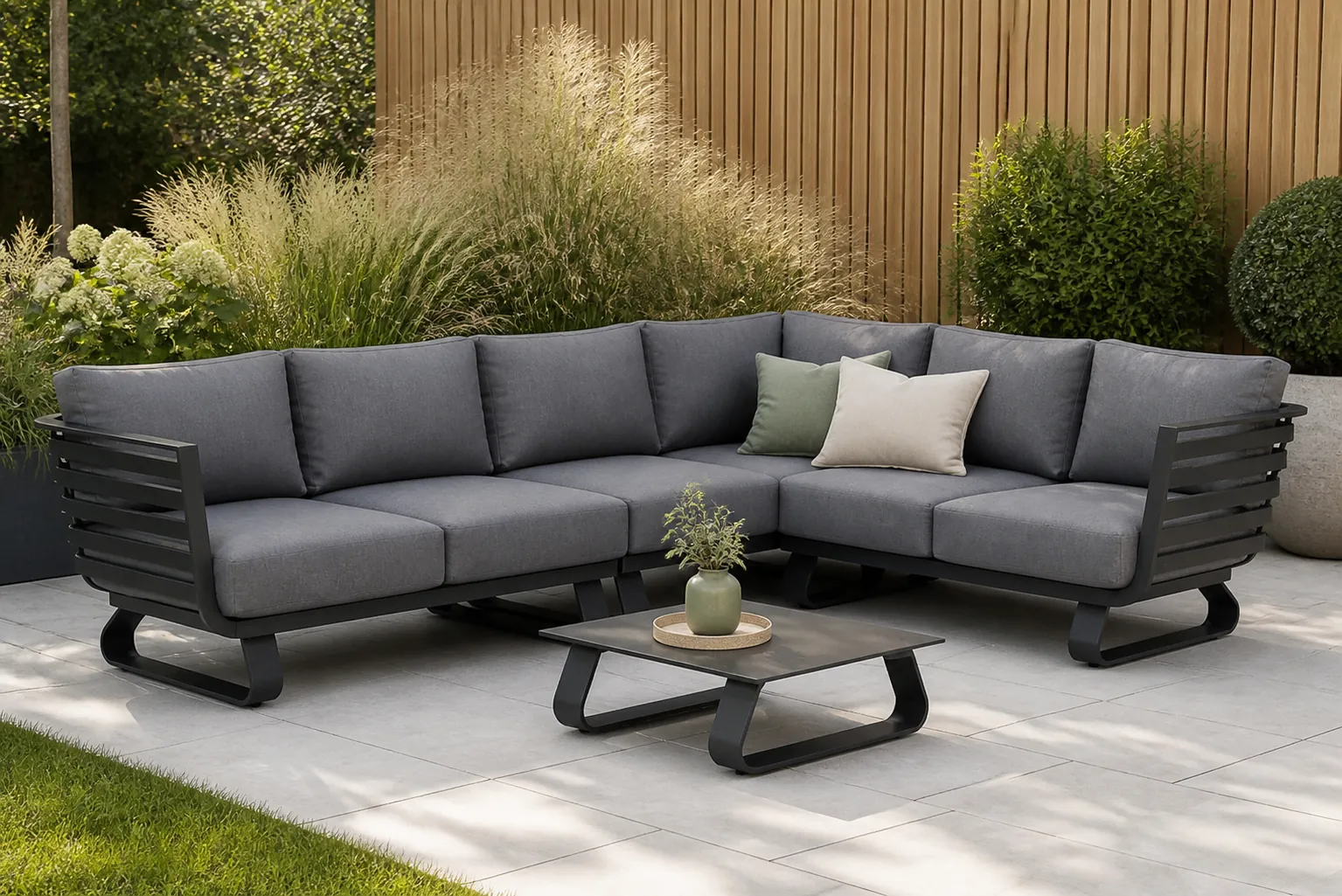 Sfeerfoto van Santika Furniture Sovita hoek loungeset 5-delig – Grijs-antraciet