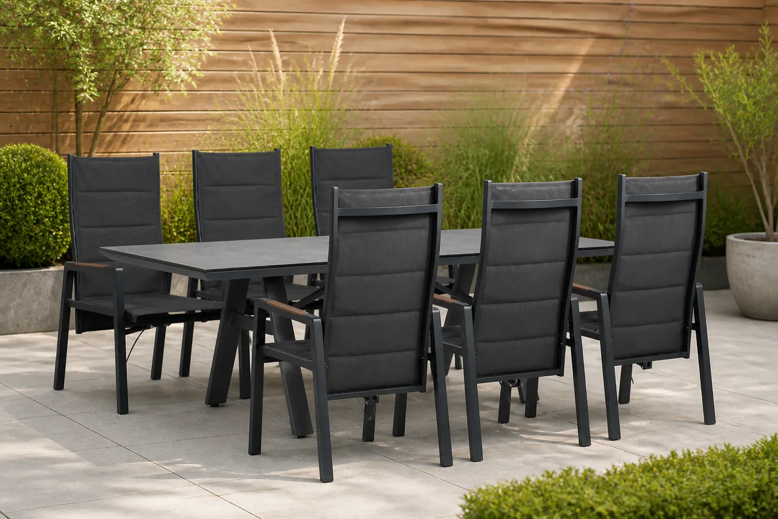 Sfeerfoto van Lifestyle Garden Furniture Essence/Monza 230×100 cm dining tuinset 7-delig – Grijs-antraciet