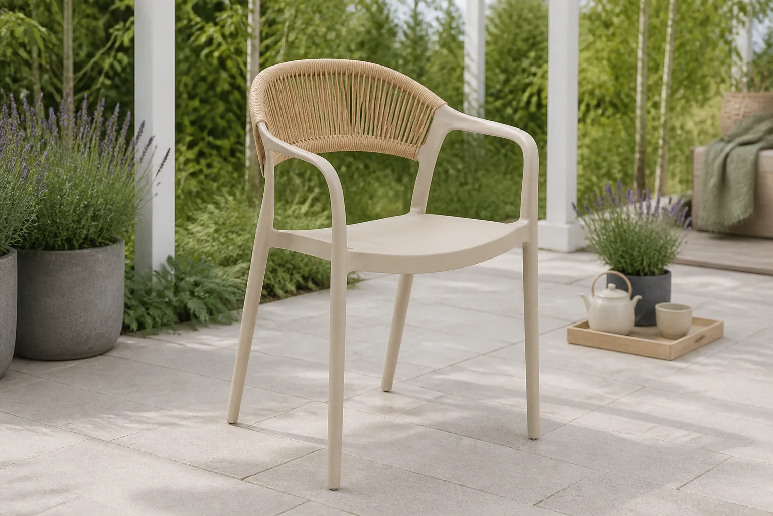Sfeerfoto van Domani Furniture Toscano dining tuinstoel stapelbaar loft – Zand/Beige