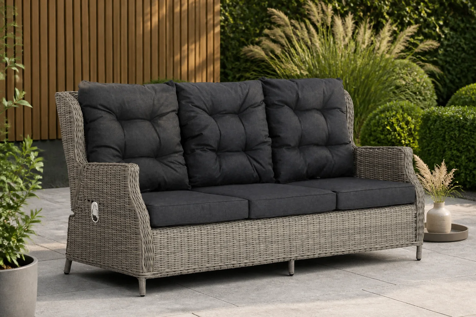 Sfeerfoto van Garden Collections Chicago 3-zits loungebank kubu – Taupe-naturel-bruin