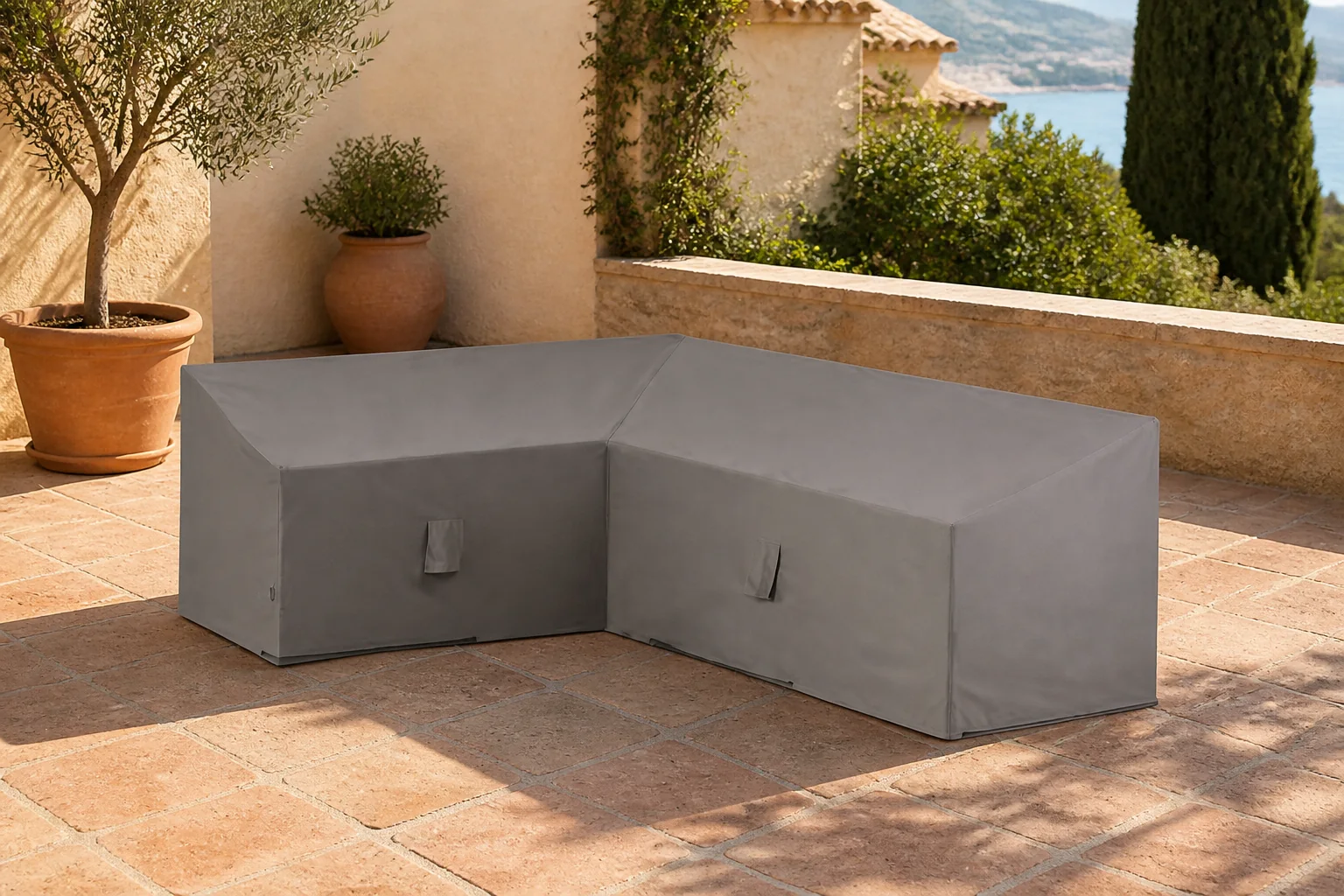 Sfeerfoto van Madison loungeset hoes (links) (270×210 cm) – Grijs