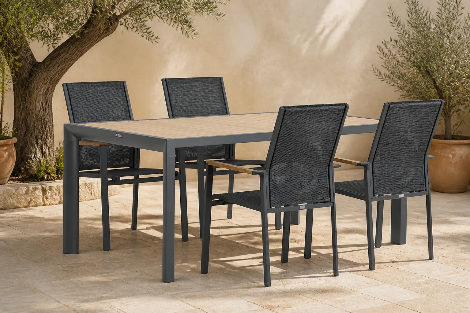 Sfeerfoto van Presto Ricadi/Borello 180 cm dining tuinset 5-delig – Grijs-antraciet