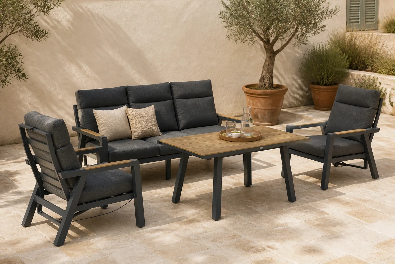 Sfeerfoto van Lifestyle Garden Furniture Marseille stoel-bank loungeset 4-delig – Grijs-antraciet