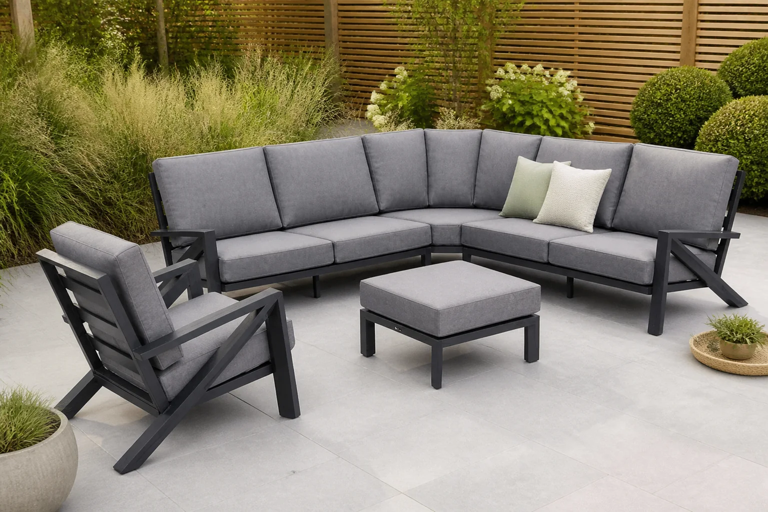 Sfeerfoto van Santika Furniture Cinta hoek loungeset 5-delig – Grijs-antraciet