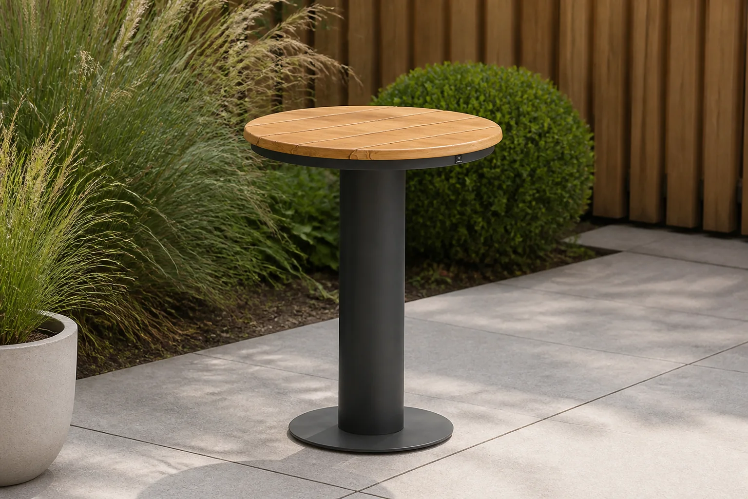 Sfeerfoto van Coco Salerno loungetafel 45 cm – Grijs-antraciet
