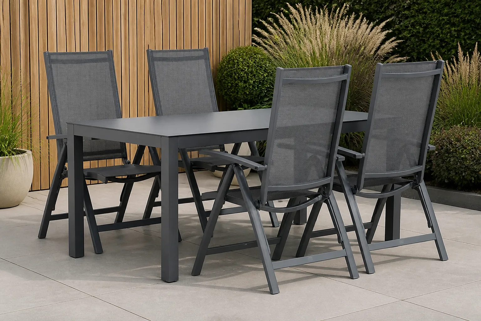Sfeerfoto van Presto Vasto/Madras 180 cm dining tuinset 5-delig – Grijs-antraciet