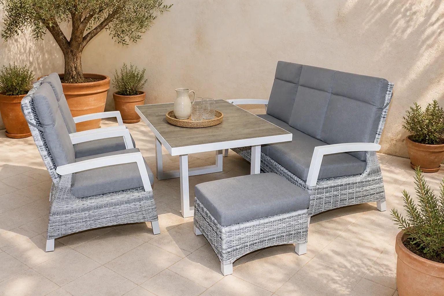 Sfeerfoto van Trestino Rovereto Sofa Lounge diningset 5 persoons – tweekleurig
