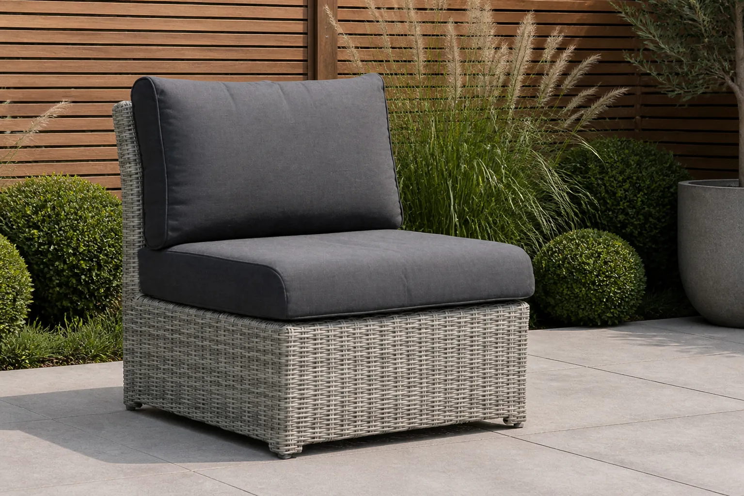 Sfeerfoto van Garden Collections Giardino midden module – Grijs-antraciet