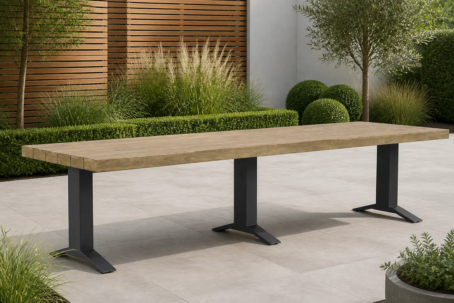 Sfeerfoto van Santika Furniture Superior dining tuintafel 330 x 100 cm – Old teak greywash