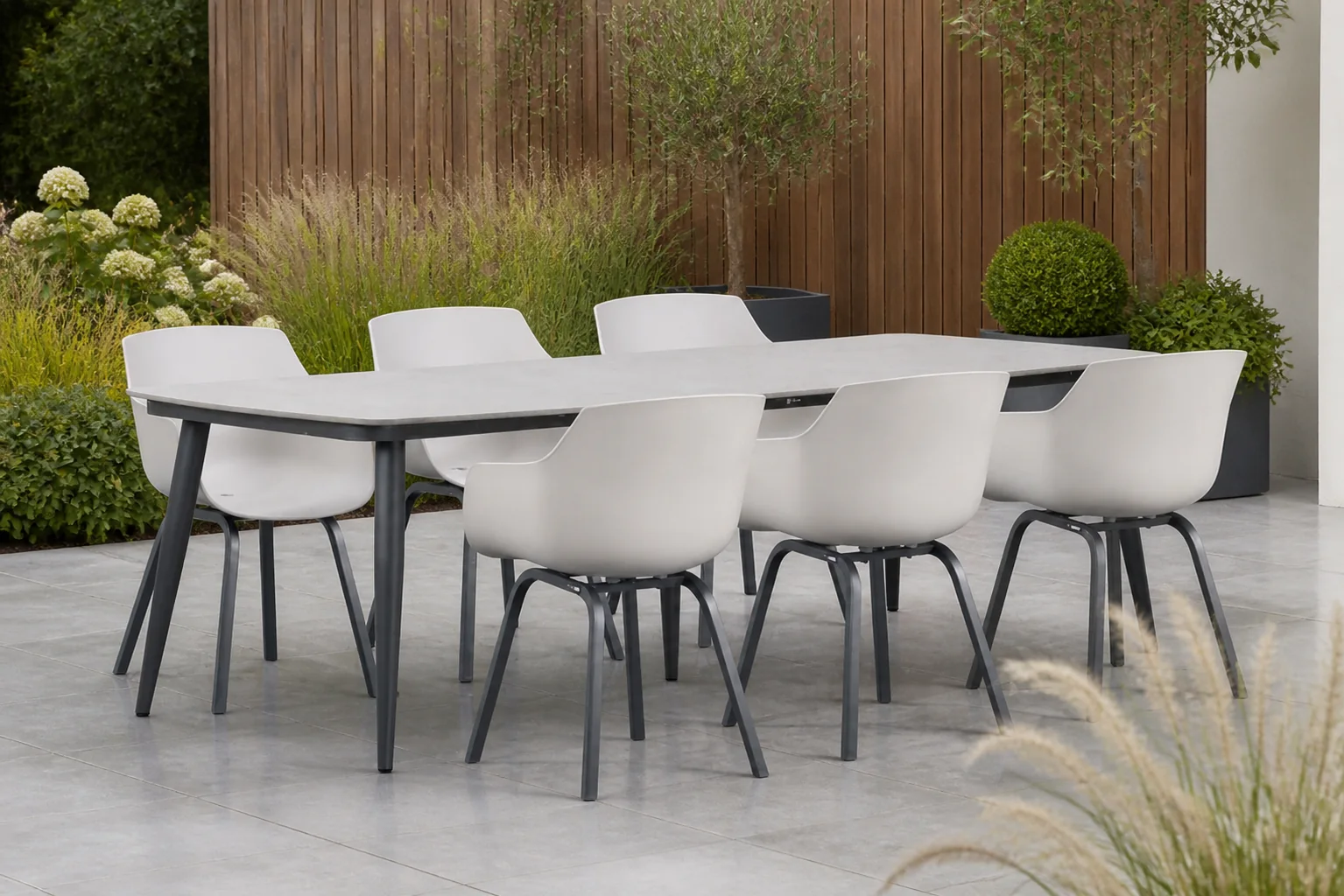 Sfeerfoto van Lifestyle Garden Furniture Salina/Vienna 240 cm dining tuinset 7-delig – Taupe-naturel-bruin
