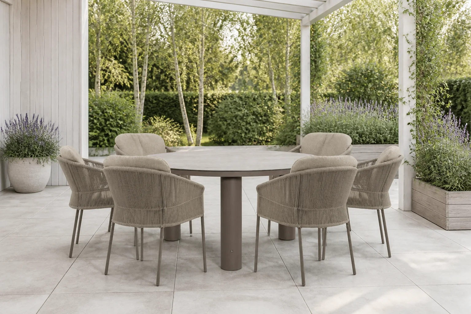 Sfeerfoto van 4 Seasons Outdoor Florence/Arancia 150 cm dining tuinset 7-delig – Taupe-naturel-bruin