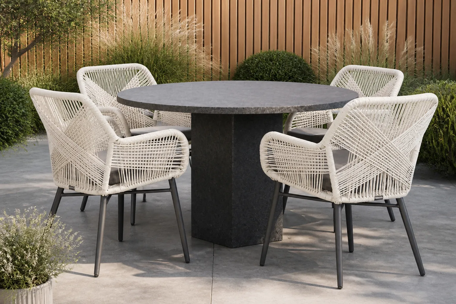 Sfeerfoto van Lifestyle Garden Furniture Advance/Graniet 120 cm rond dining tuinset 5-delig – Wit