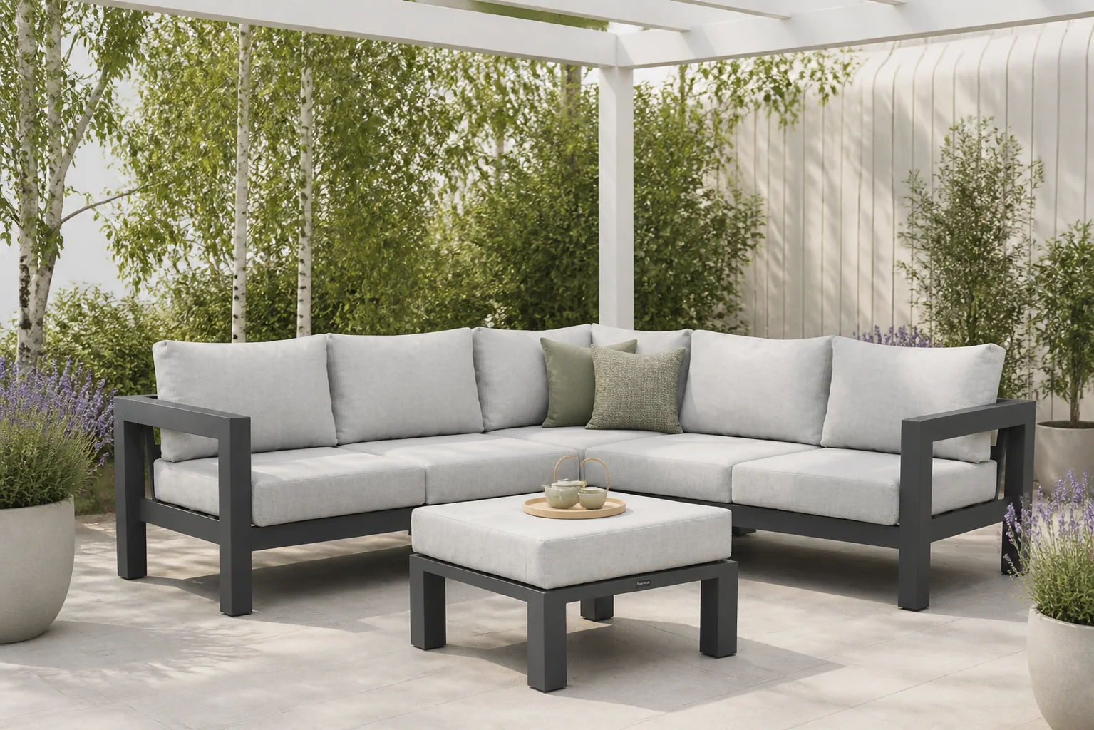 Sfeerfoto van Lifestyle Garden Furniture Luca hoek loungeset 4-delig – Grijs-antraciet
