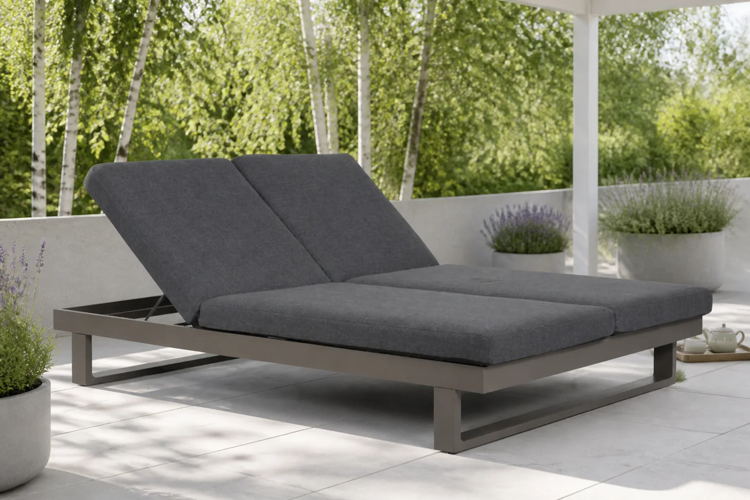 Sfeerfoto van Lifestyle Garden Furniture Massimo ligbed met kussen antraciet/carbon – Grijs-antraciet