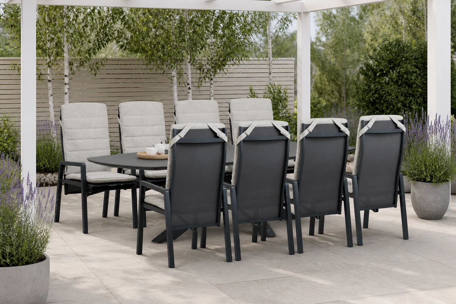 Sfeerfoto van Lifestyle Garden Furniture Vivaro/Voyage 300×120 cm dining tuinset 9-delig – Grijs-antraciet