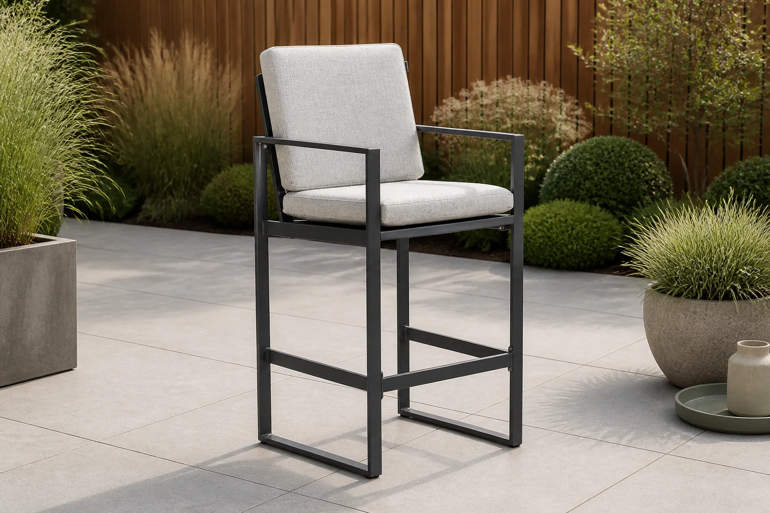 Sfeerfoto van Lifestyle Garden Furniture Nuno barstoel – Grijs-antraciet