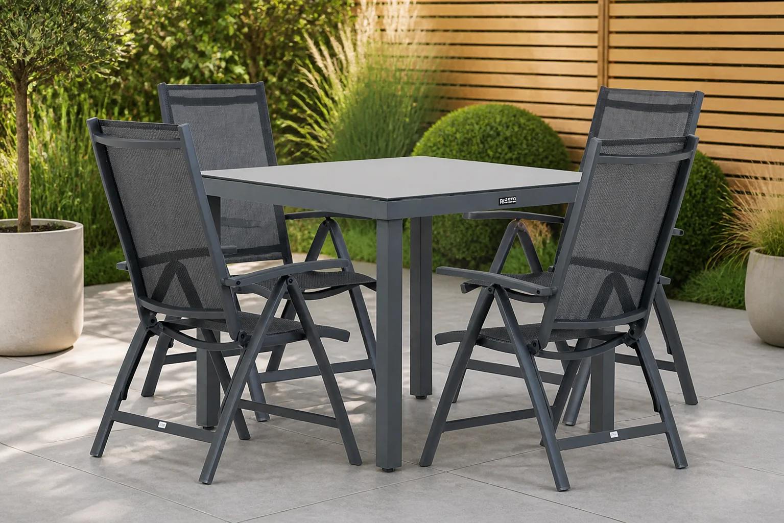 Sfeerfoto van Presto Vasto/Porto 90 cm dining tuinset 5-delig – Grijs-antraciet