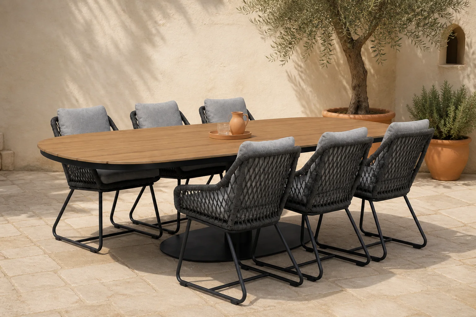Sfeerfoto van LUX outdoor living Panama/Portofino Stone Grey dining tuinset | 6 personen | polywood + touw | 260cm – Antraciet