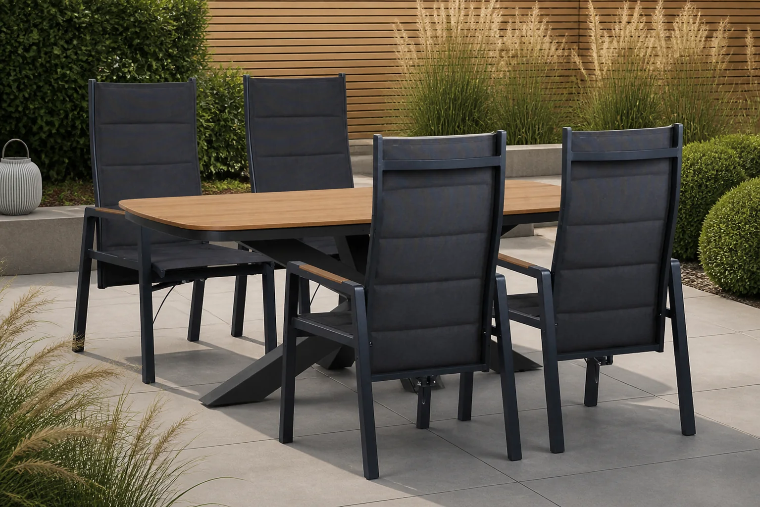 Sfeerfoto van Lifestyle Garden Furniture Essence/Camila 180×100 cm dining tuinset 5-delig – Grijs-antraciet
